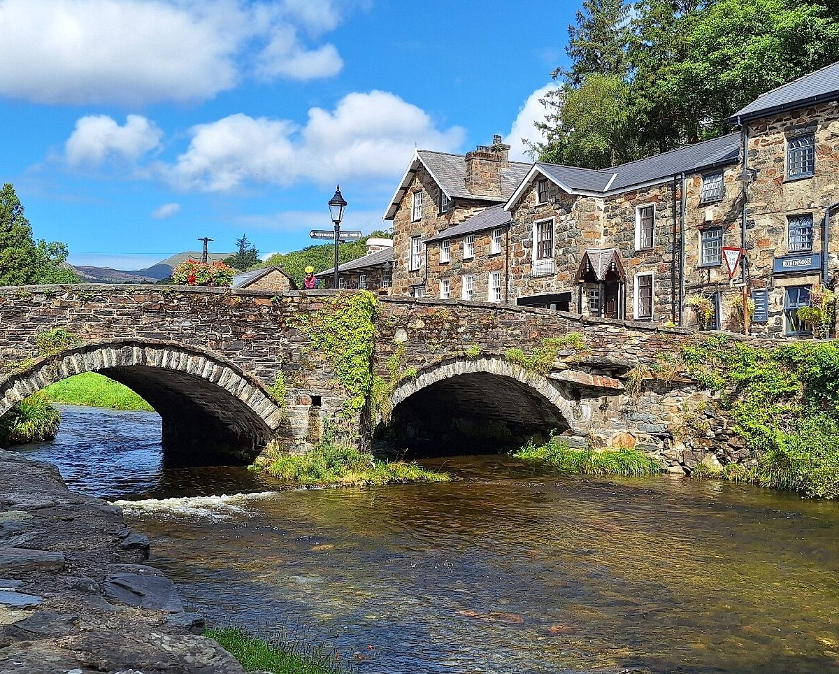 Warner Welsh Escape (5 days/4 Nights) - Deposit